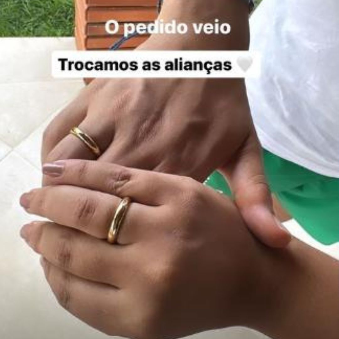 João Gomes Anuncia Pedido de Casamento para Ary Mirelle