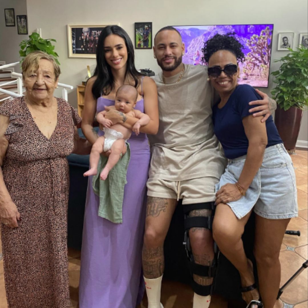 Neymar e Bruna: Possível Reconciliação Após Foto em Família